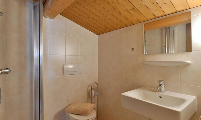 Soell Apartment | App. Fox, 3 bedrooms, 2 bathrooms with shower + WC - house fable