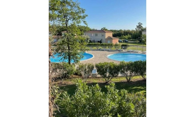 Santa-Maria-Poggio Apartment | App. T2 All comforts, swimming pool, terrace, wifi, 500 m beach, parking, washing machine.