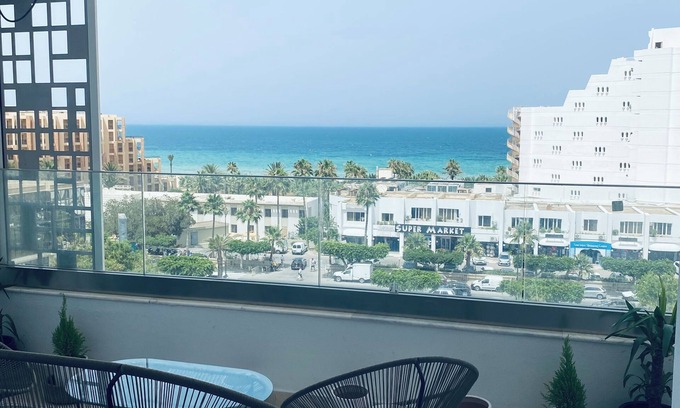 Sousse - Monastir Apartment | Apparemment a Louer : Salon +chambre à Coucher+ Kitchen +balcon vue de mer