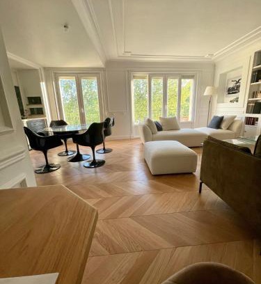 Les Halles - Valliere Apartment | Apparemment luxueux niché dans les arbres