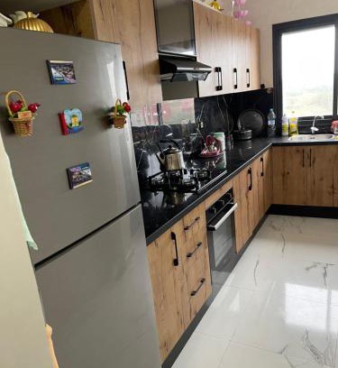 Tamariss Apartment | Apparemment propre pour location pour les familles