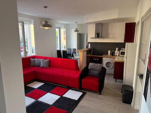 Decines-Charpieu Apartment | Apparemment T3 proche Groupama Stadium