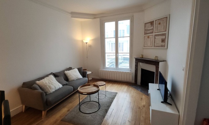 La Garenne-Colombes Apartment | Apparently cosy 2-room apartment, central location