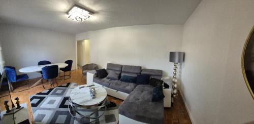 Maisons-Alfort Apartment | Appart à Maisons Alfort en plein centre ville à 5 min de la Gare Rer