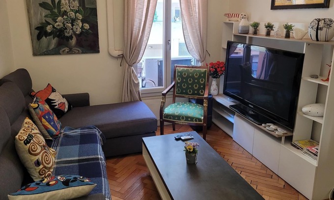 Liberation Apartment | Appart 40m with air conditioning Nice center nice two rooms