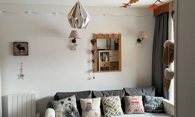Puy-Saint-Vincent Apartment | APPART 6 PERS CLASS 2 ETOILES pied des pistes PUY ST VINCENT 1800