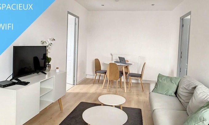 Saint-Acheul Apartment | APPART CENTRE VILLE TOUT CONFORT 4PERS GARE WIFI