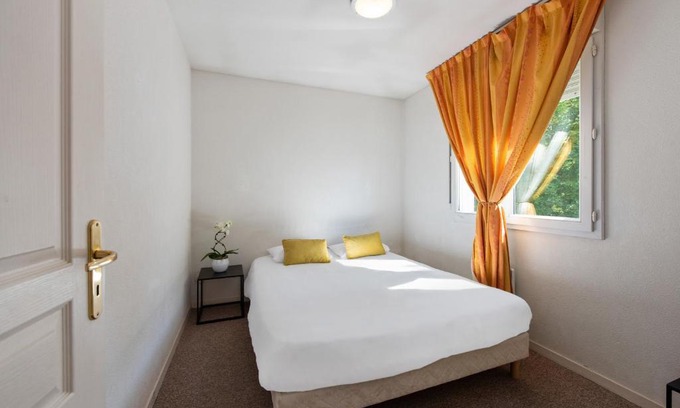Ahuy Apartment | Appart'City Classic Dijon - Toison D'Or