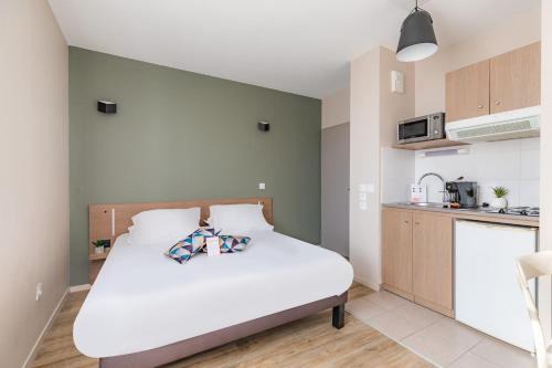 Centre Ville Apartment | Appart'City Confort Niort Centre