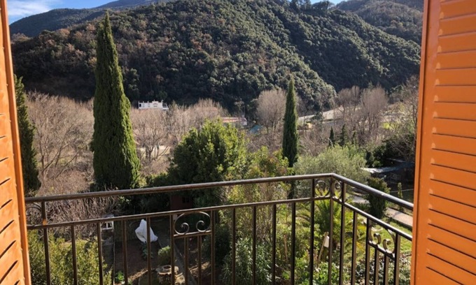Amelie-les-Bains-Palalda Apartment | Appartement T3 Avec vue sur Montagnes à Amélie-les-bains