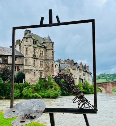 Espalion Apartment | Appart'Hôtel - Au Vieux Palais