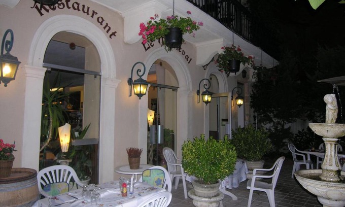 Saint-Macaire Apartment | Appart'Hôtel Les Tilleuls