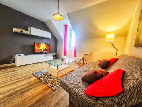 Tarbes Apartment | Appart in Py' - Charmant Appartement Climatisé plein centre Marcadieu