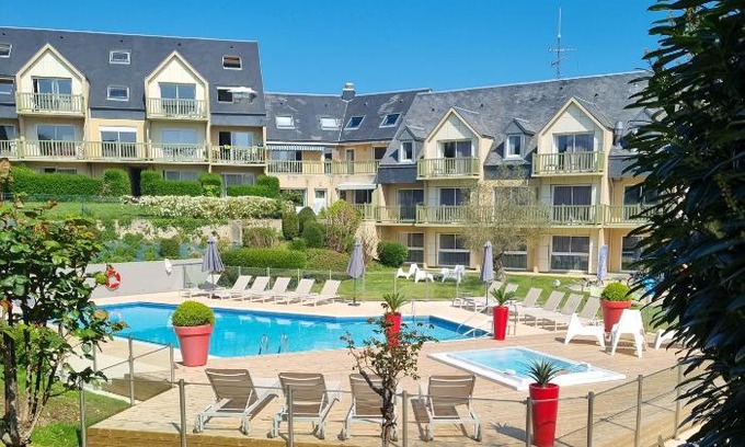 Port-en-Bessin-Huppain Apartment | Appart Omaha Beach