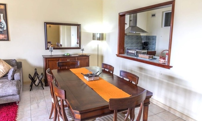 Trianon Apartment | Appart Quatre Bornes