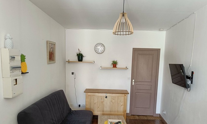 Vierzon Apartment | Appart T.2 Avec Terrasse & Wifi