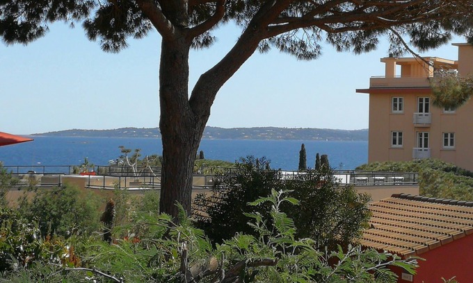 Plage de la Garonnette Apartment | Appart. T2 Les Issambres 400 m from beaches and port