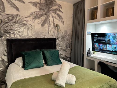 Maisons-Laffitte Apartment | Appart'TERRASSE - 20mn STADE U ARENA - CHAMPS ÉLYSÉES - RER A