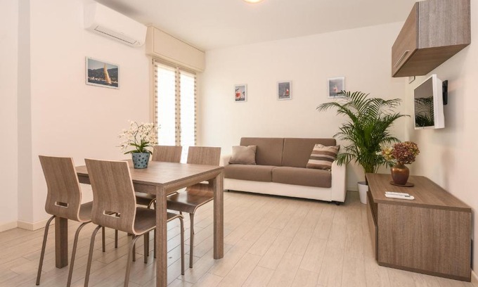 Desenzano del Garda City Centre Apartment | Appartamenti G&G