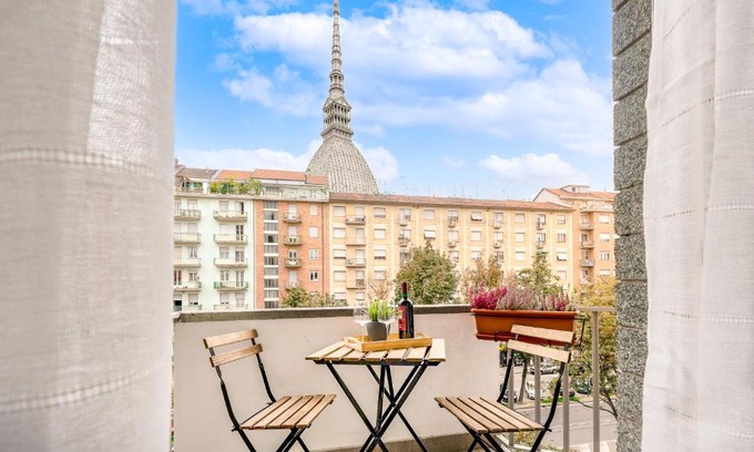 Vanchiglia Apartment | Appartamenti Vista Mole, Centro a 15 min - Luxury Suites & fast WiFi
