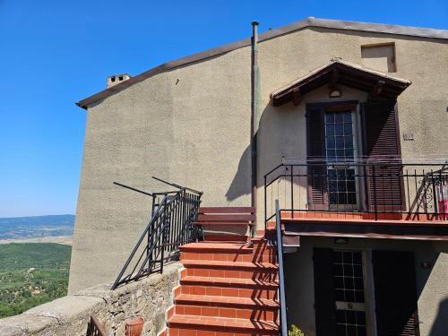 Castel del Piano Apartment | Appartamento con 2 camere in borgo medievale