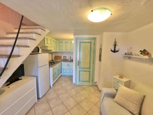 San Teodoro City Centre Apartment | Appartamento con Soppalco Tamerici