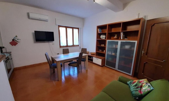 Assemini Apartment | Appartamento il tulipano