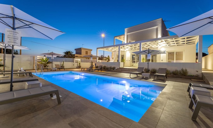 Torre Suda Apartment | Appartamento Malika Bianco - Tor.