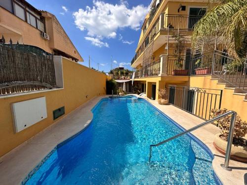 Marina di Ragusa Apartment | Appartamento Venere in villa 18pax