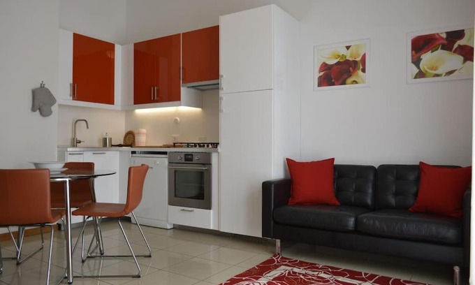 Viareggio Apartment | Appartamento Verdi, a 100 metri dal mare.