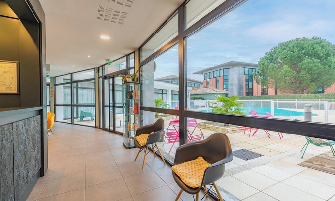 Lardenne Apartment | Appart’City Confort Toulouse Purpan
