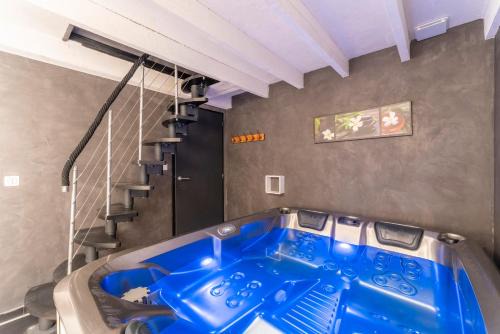 Saint-Genies-de-Malgoires Apartment | Appartement avec Jacuzzi Sauna
