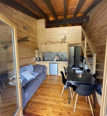Saint-Pierre-dels-Forcats Apartment | Appartement secteur cambre d’aze 200m des pistes