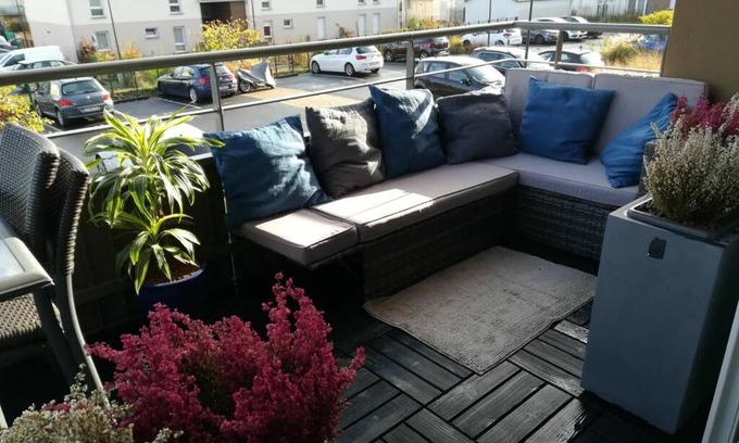 Saint-Etienne-du-Rouvray Apartment | Appartement entier Parking