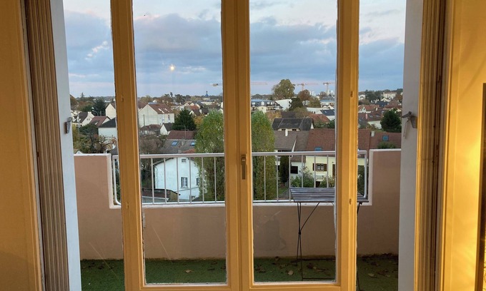 Saint-Michel-sur-Orge Apartment | Appartement Chaleureux à Proximité de Paris