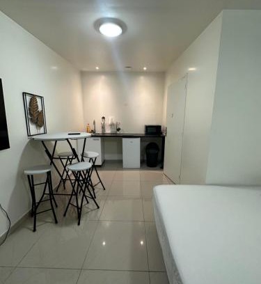 Livry-Gargan Apartment | Appartemen jolie livry
