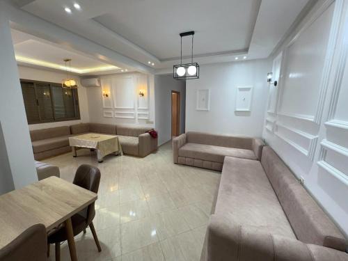 Cite Charaf Apartment | Appartement Élégance - Face au Souk El Had