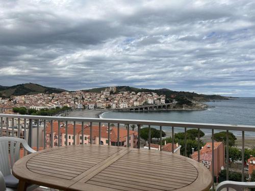 Banyuls-sur-Mer Apartment | Appartement 2 pièces avec parking et vue sur mer à 200m de la plage - FR-1-225C-142