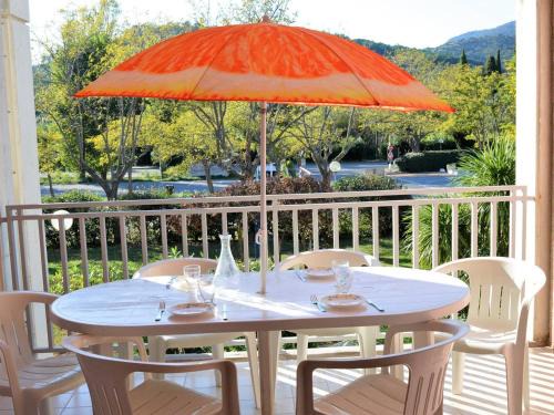 Cavaliere Beach Apartment | Appartement 2 pièces, terrasse, parking privé, proche plage, 6 couchages - Le Lavandou - FR-1-251-547