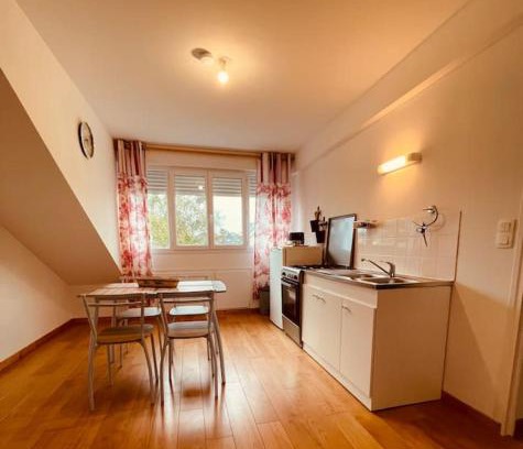 Hauteville-sur-Mer Apartment | Appartement 200m de la plage