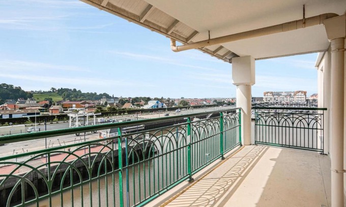 Port Guillaume Apartment | Appartement 3 pièces 6 pers bord de mer - maeva Home 72253