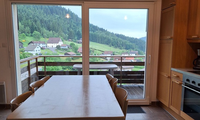 Gerardmer Apartment | Appartement 6 Personnes aux Pieds des Pistes et Sentiers de Randonnées