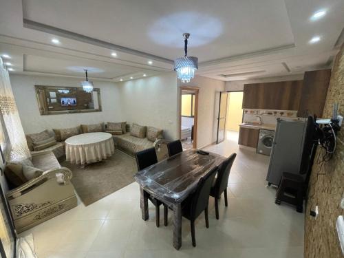 Hay Al Matar Apartment | Appartement Amir Nador Al Jadid Wifi Free