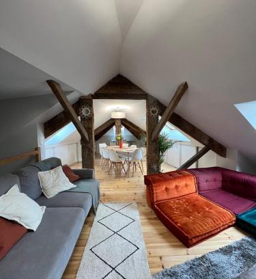 Cauterets Apartment | Appartement au cœur de Cauterets - vue montagne - Wifi