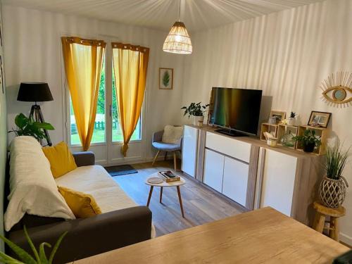 Bagnoles-de-l'Orne Apartment | Appartement avec jardin