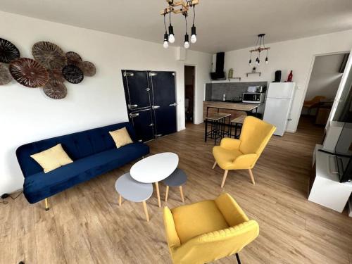Ouzouer-sur-Trezee Apartment | Appartement avec belle vue