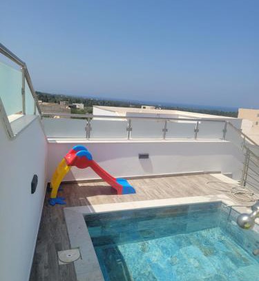 Ras Jebel Apartment | Appartement avec piscine vue sur mer