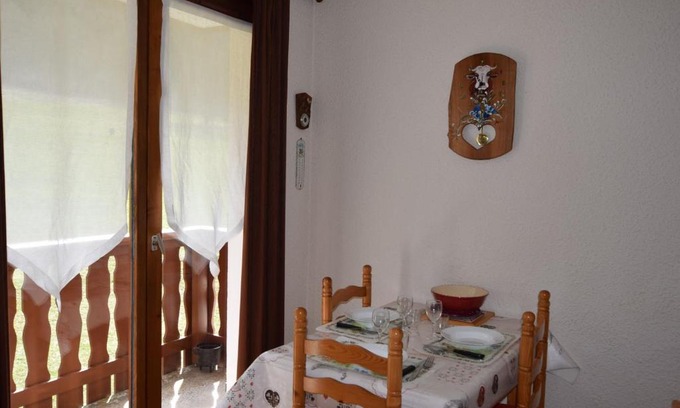 Bernex Apartment | Appartement Bernex, 2 pièces, 5 personnes - FR-1-498-28