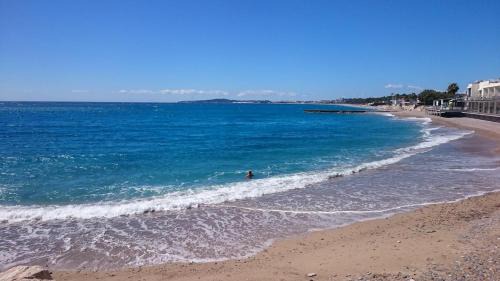 Villeneuve Loubet Beach Apartment | Appartement bord de mer Marina Baie des Anges
