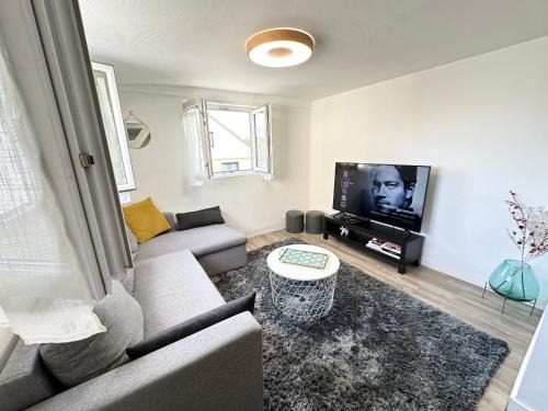 Savigny-sur-Orge Apartment | Appartement calme à 20 min de paris et 7’ d Orly